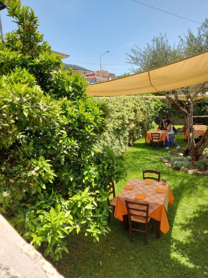 Agriturismo Macchiapiede Sala Consilina Eksteriør billede