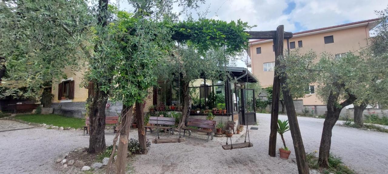 Agriturismo Macchiapiede Sala Consilina Eksteriør billede